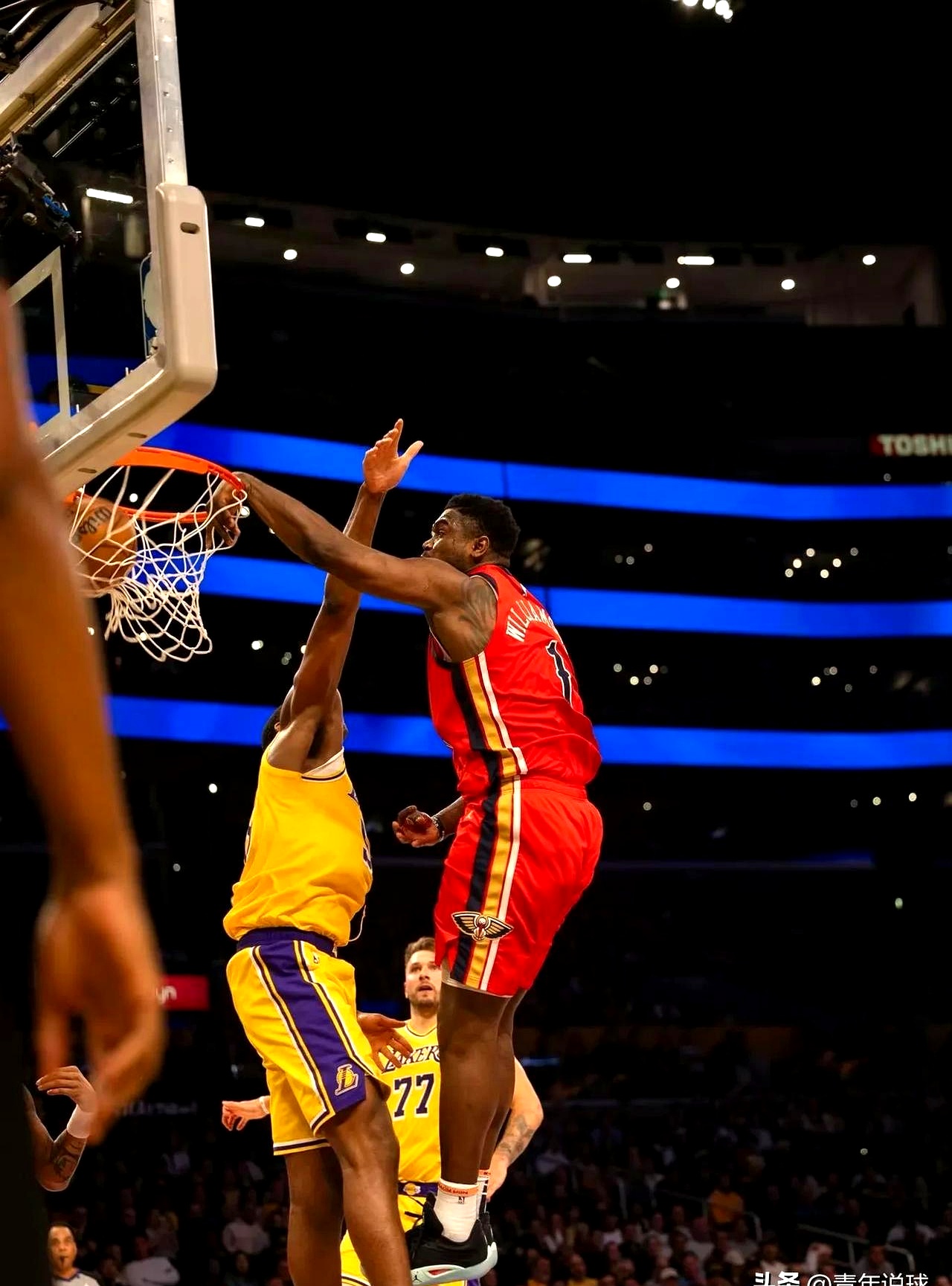 NBA新赛季开战在即,球队备战迎接挑战 NBA新赛季开战在即,球队备战迎接挑战