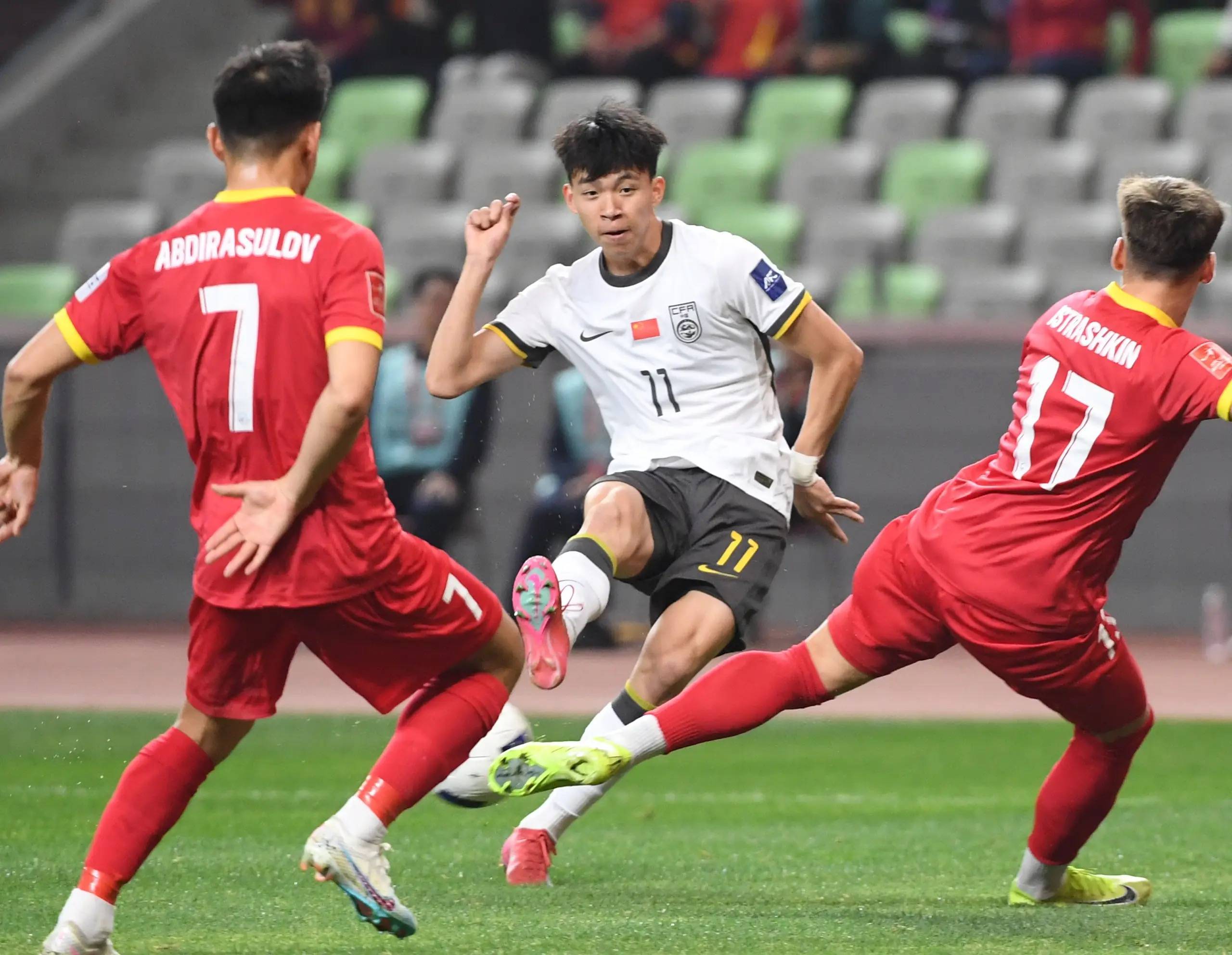 国内球队在国际比赛中战绩不佳,面临挑战(中国的球队比赛) 国内球队在国际比赛中战绩不佳,面临挑战(中国的球队比赛)